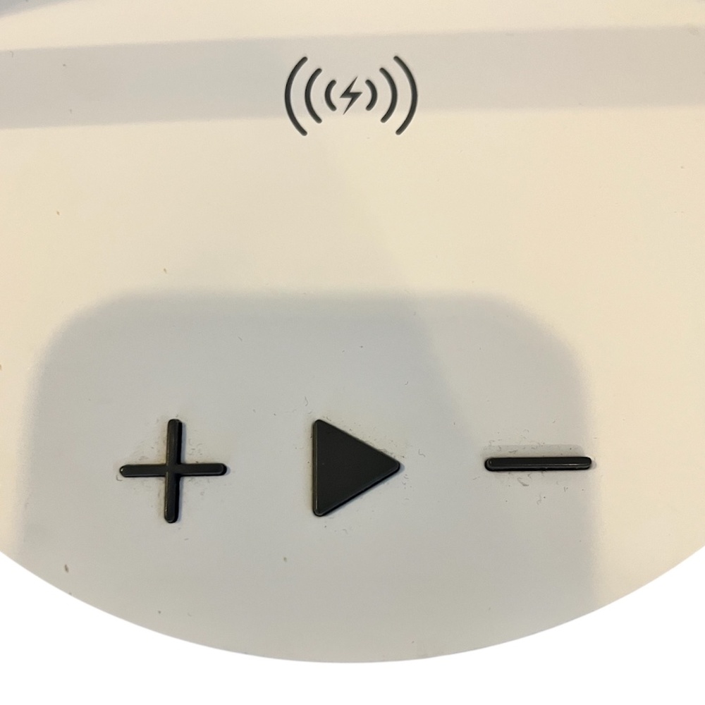 NEW 3 Purpose Phone Charger/Bluetooth Speaker/Nightlight - Picture 4 of 11